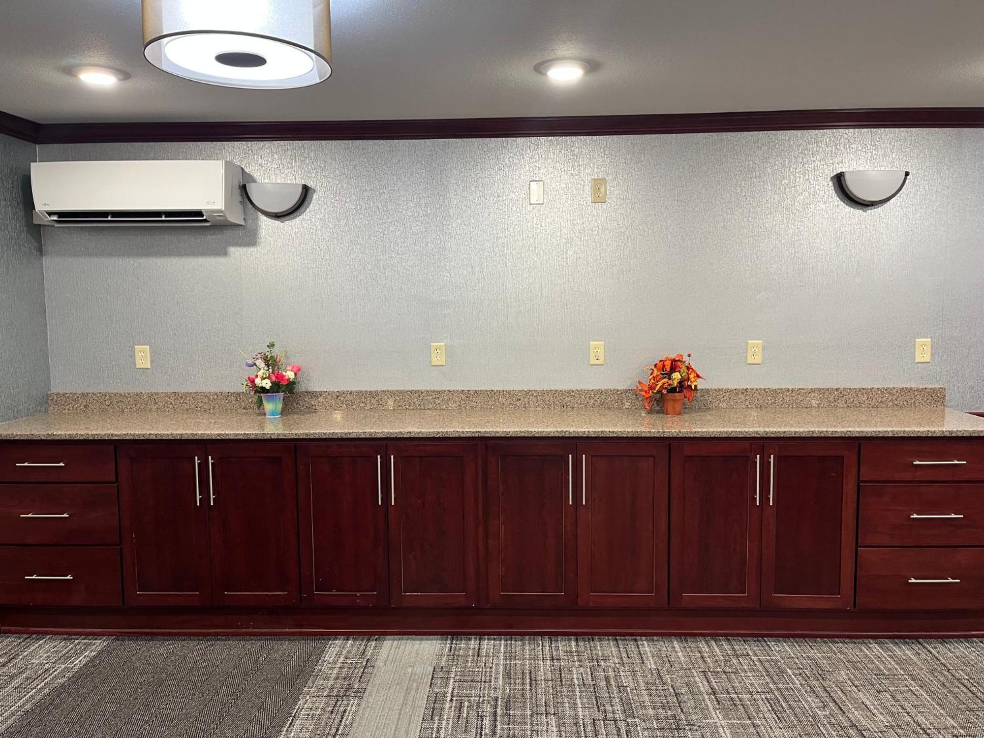 דווילס לייק Fireside Inn And Suites מראה חיצוני תמונה