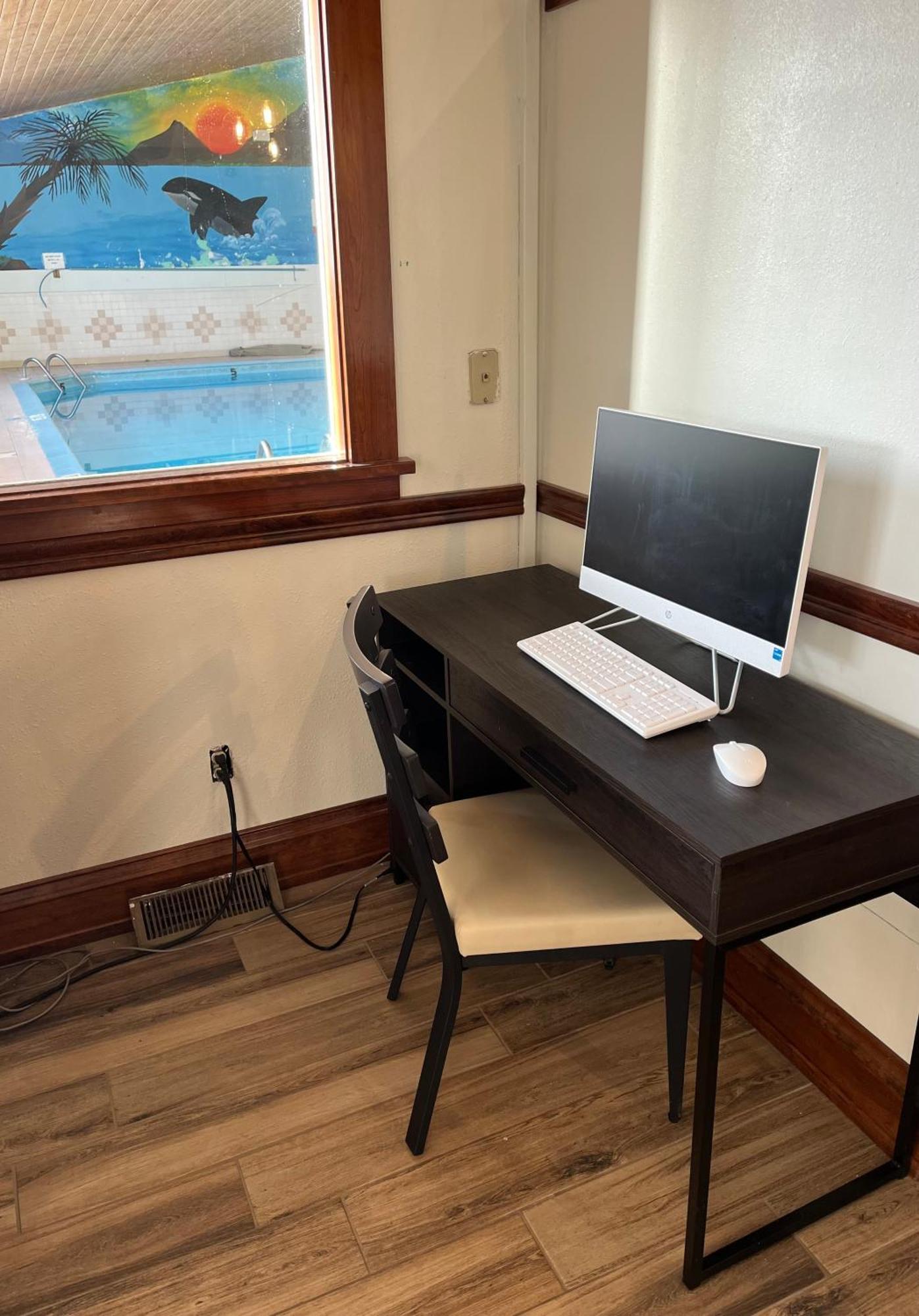 דווילס לייק Fireside Inn And Suites מראה חיצוני תמונה